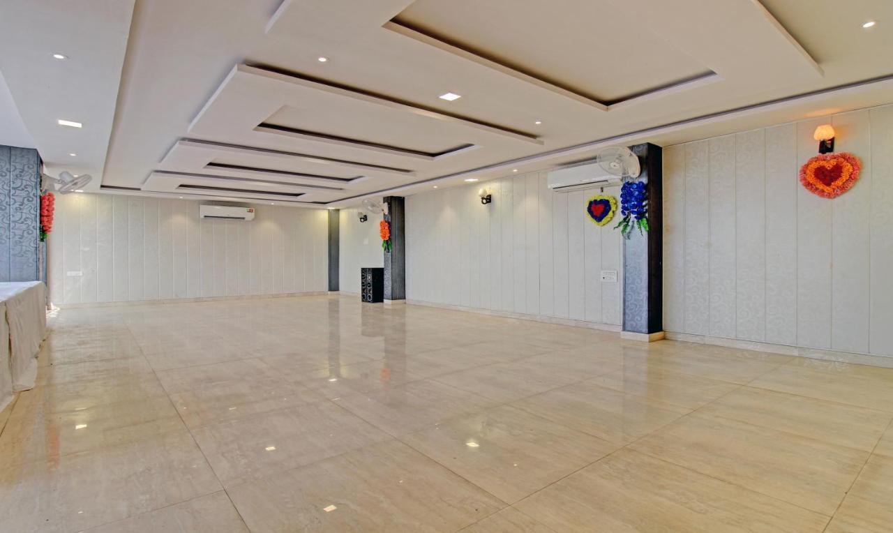 Hôtel Treebo Trend Wedding Bells Kanpur Extérieur photo