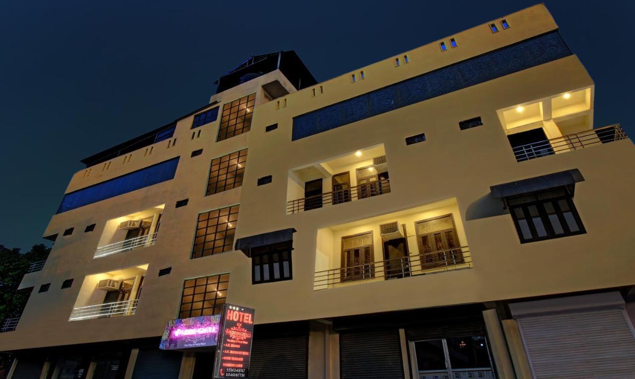 Hôtel Treebo Trend Wedding Bells Kanpur Extérieur photo
