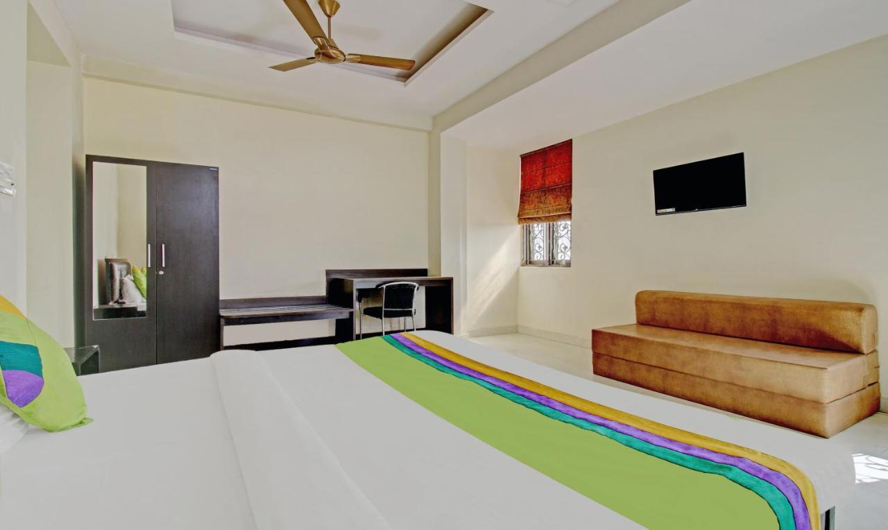 Hôtel Treebo Trend Wedding Bells Kanpur Extérieur photo
